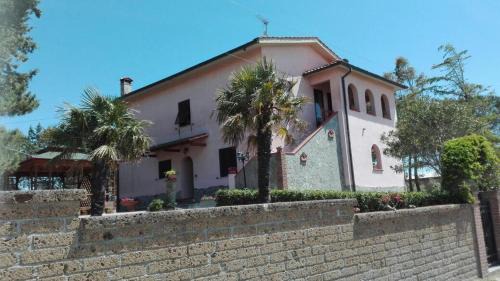 Orciano Pisano Apartment | La Casina