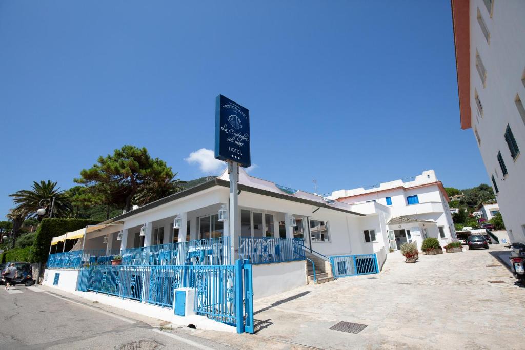 San Felice Circeo Hotel | La Conchiglia sul Mare
