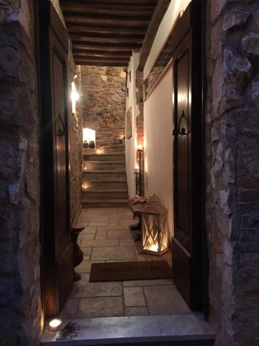Montepescali Apartment | La Divina Dimora Il Castello degli Spiriti Magni