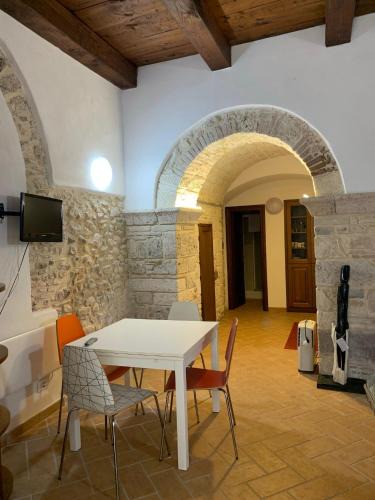 Castel di Tora Apartment | La Minicasa al Lago del Turano