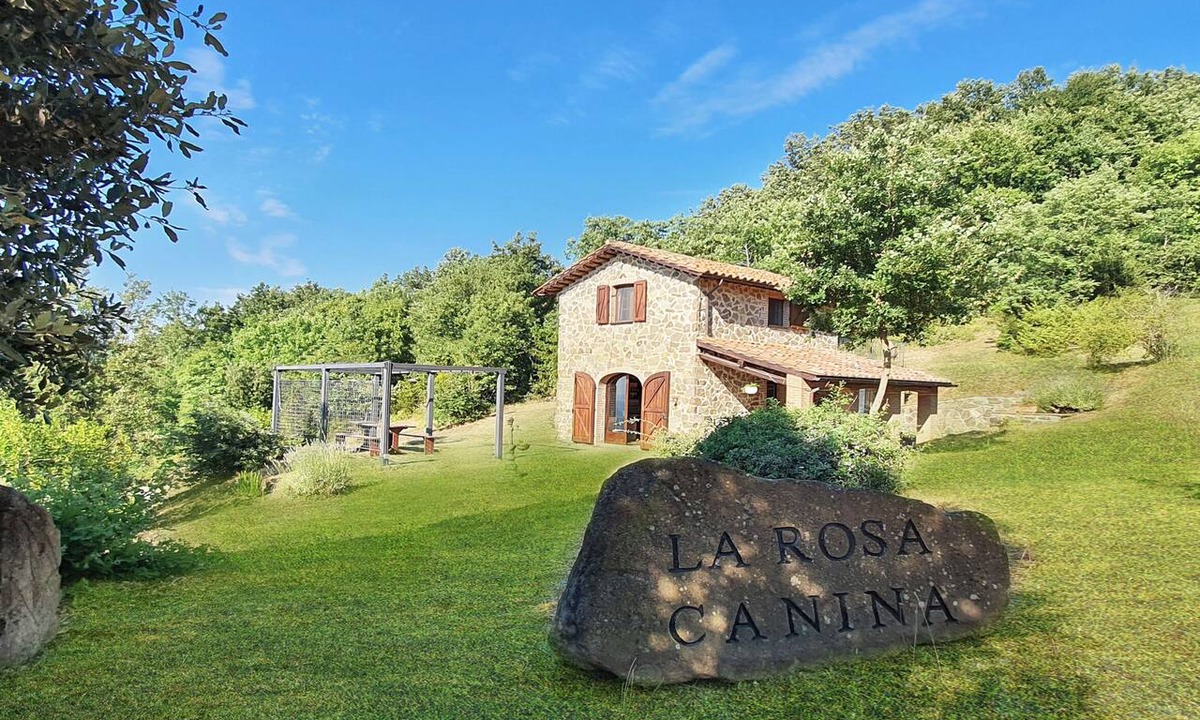 Roccalbegna House | La Rosa Canina [Tuscany cottage]