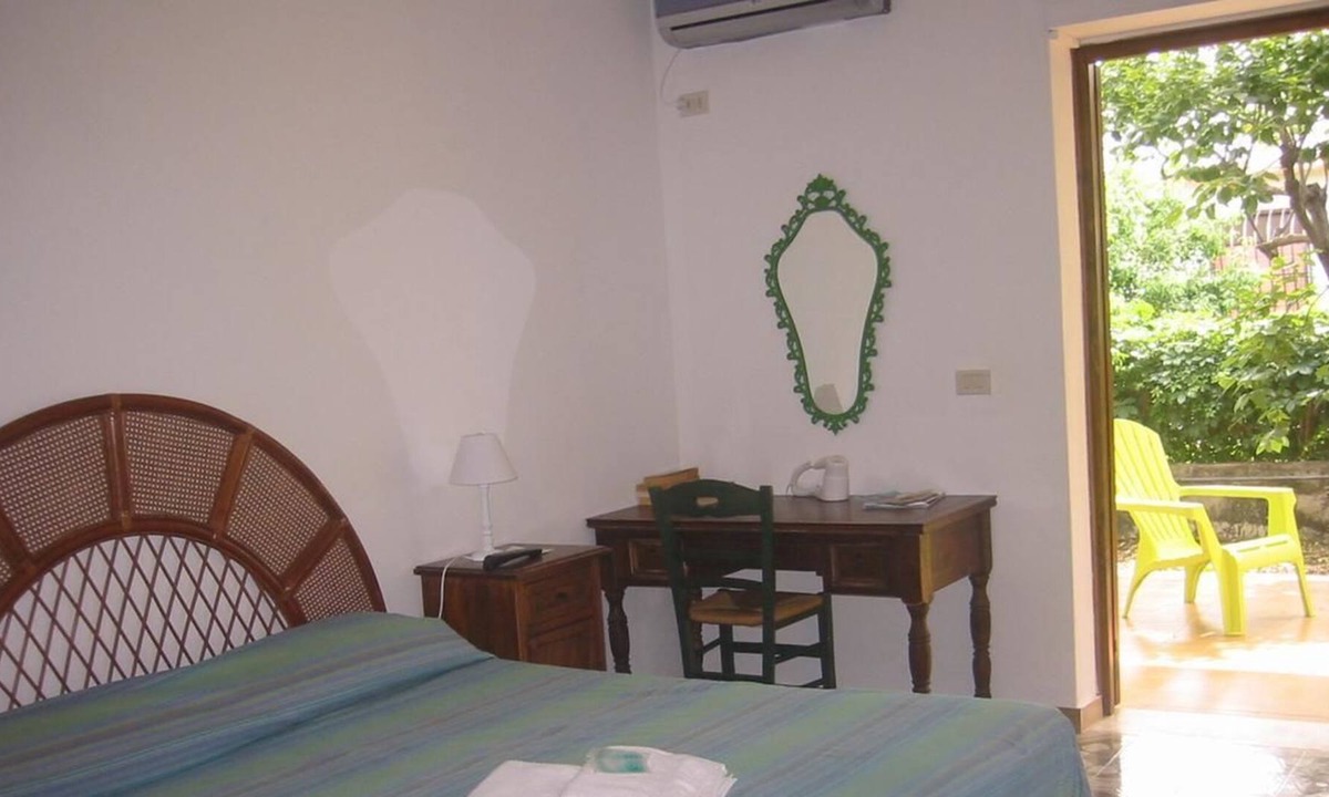 Arenella Bed & Breakfast | La Via Del Mare