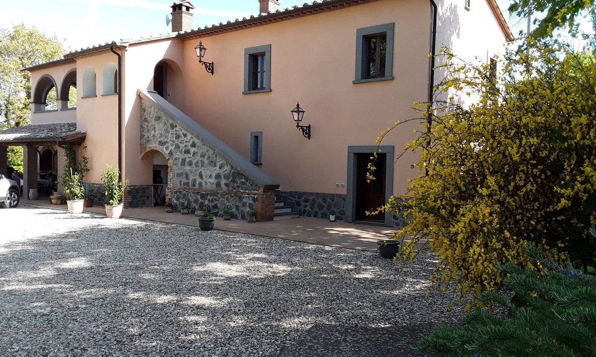 Bagnoregio Apartment | LaPorcilaia, Ferienwohnung mit Seeblick. by Interhome