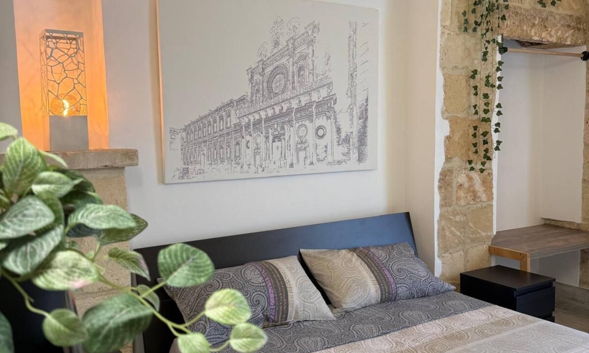 Veglie Condo | Largo Spani 17, Charme Salentino with stone vaults historic home dating back to 1764