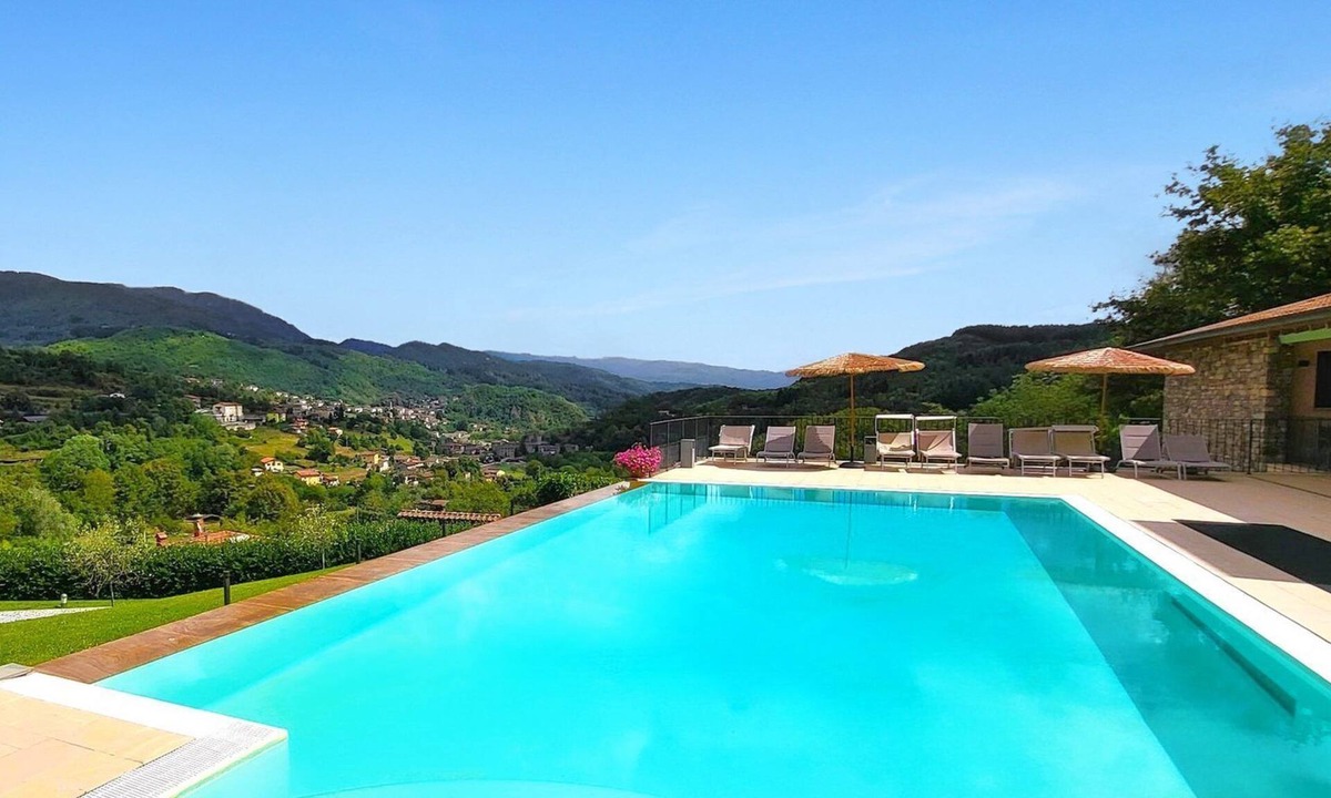 Piazza al Serchio Villa | LAST MIN AUG DISCOUNT DUE TO CANCELLATION - luxury mountain villa, private pool