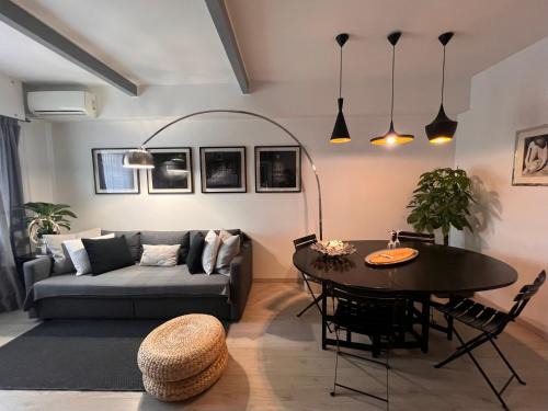 Vatican Apartment | LOFT29 Design Home near the Vatican