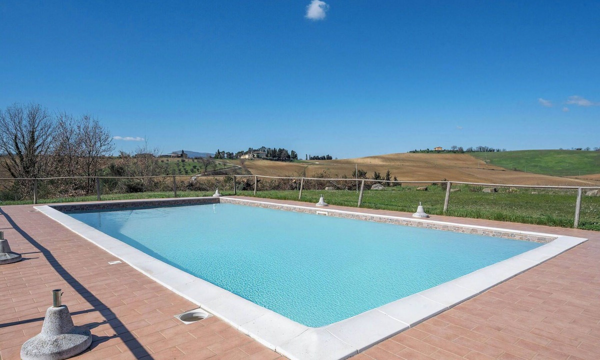 Lidarno House | Lovely apartment in villa for 7 guests with pool, WIFI, TV, patio and pets allowed