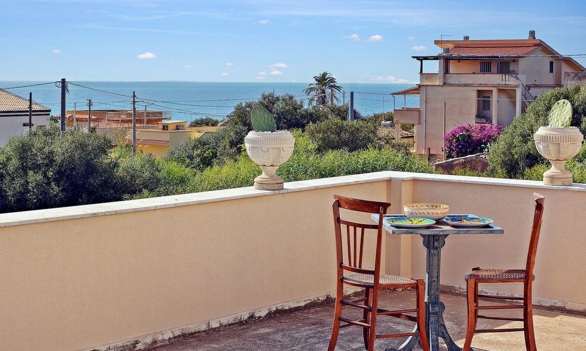 Cava dʼAliga House | Lovely home in Cava D'aliga with house sea view
