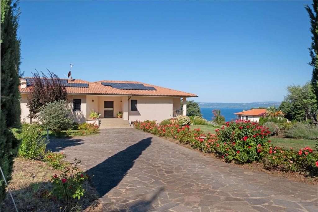 Bolsena Apartment | Luxury Apartment Lake View