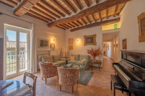 Old Town Apartment | Luxury Priori 46 - in City Center - ItalyWeGo