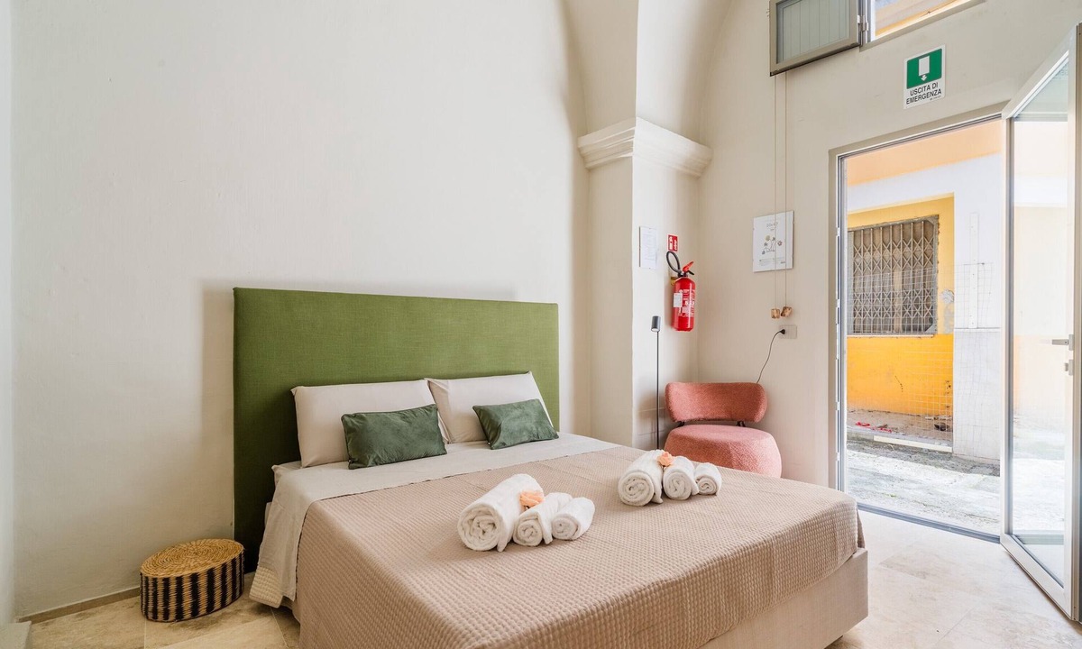 Alezio Apartment | Luxury Rooms - Daniela Apartment with Wi-Fi and Air Conditioning