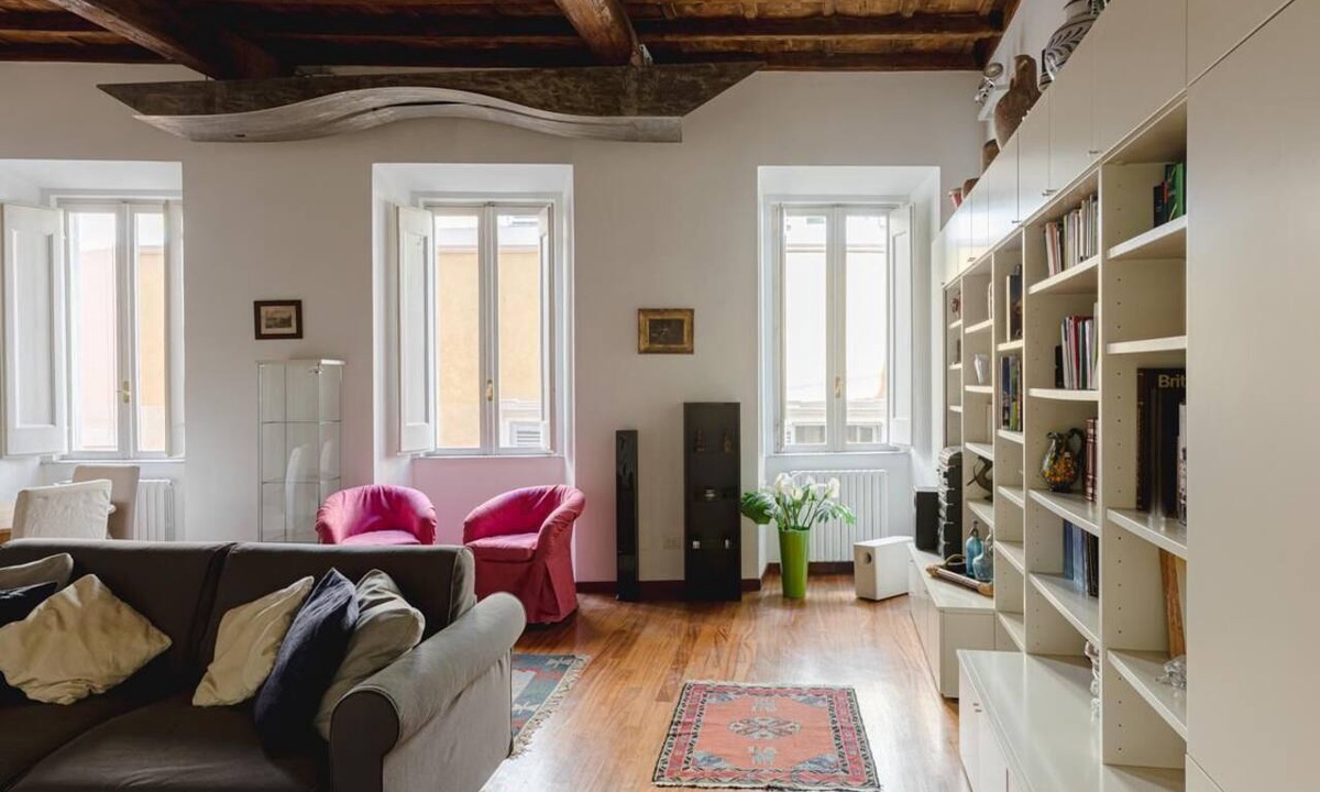Rione II Trevi Apartment | Luxury Trevi Apartment