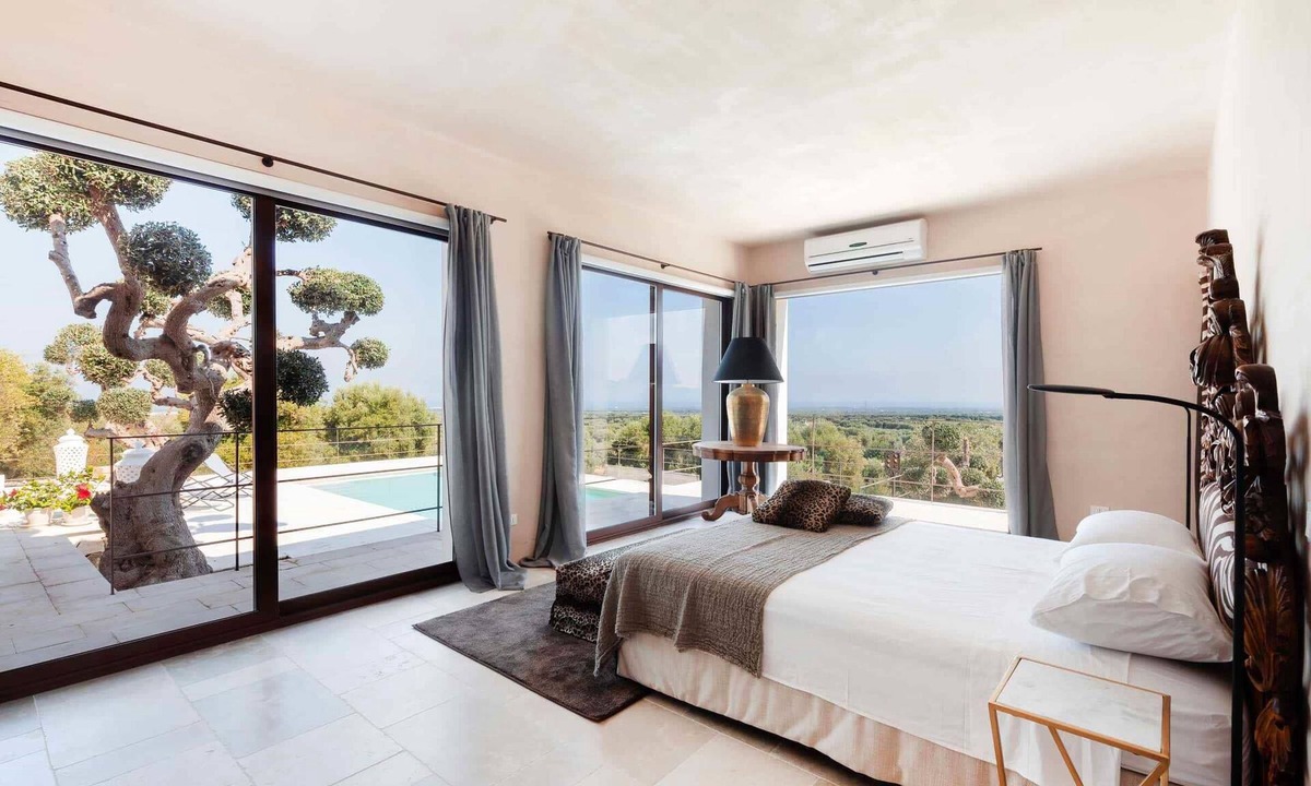 Ostuni Villa | Luxury villa in Ostuni with private salt pool and sea view
