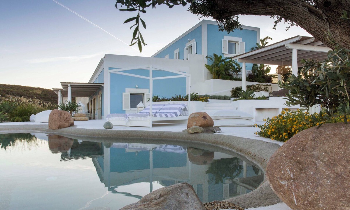 Ponza Villa | Luxury Villa in Ponza | Infinity Pool & Harbour View