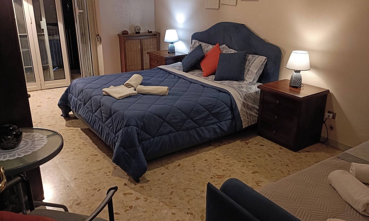 Quartiere XX Ardeatino Apartment | Mammo's House, in the heart of the Appia Antica Archaeological Park