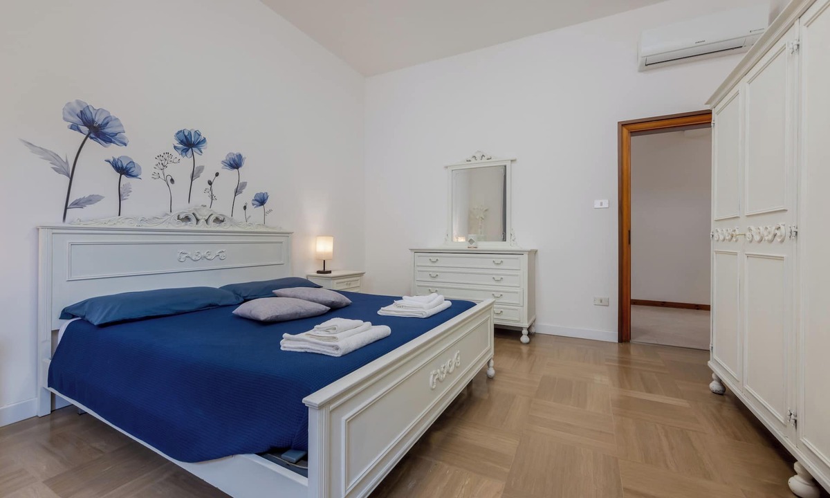 Tessera Apartment | Marco Polo Airport GATE 2 Comfy 1+1BR Apt with Venice Access