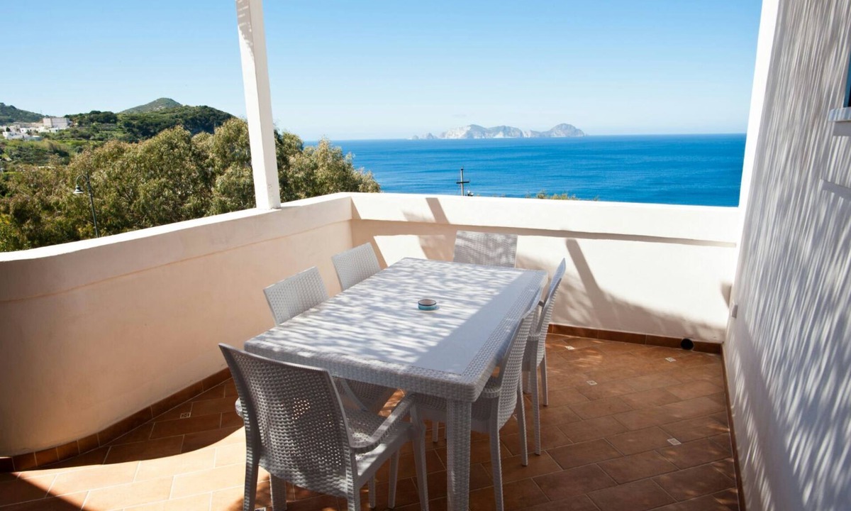 Le Forna Apartment | Maridea Ponza, ERMES perfect Mediterranean style apartment with sea view