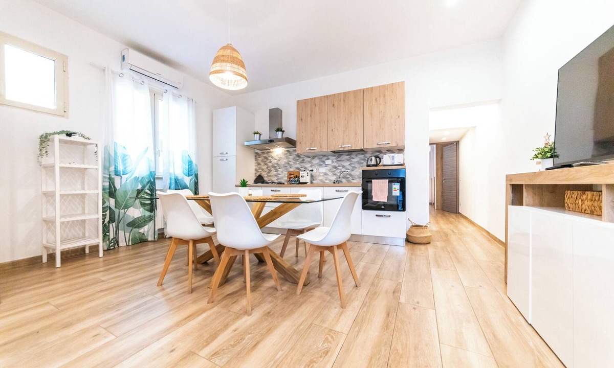 Tuscolano Apartment | Metrofront Apartment Rome
