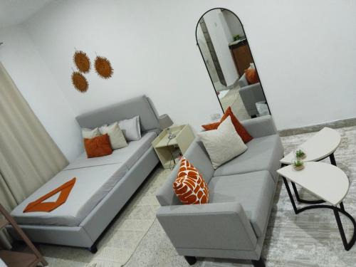 Mombasa Bed & Breakfast | Midnight Manor Studio apartment