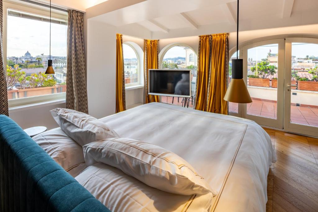 Rione III Colonna Apartment | Migliori Collection Loft Roof Top