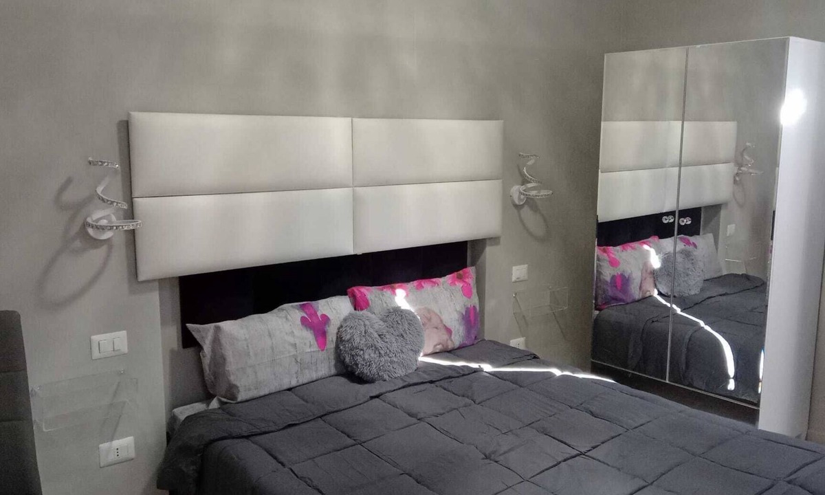 Fiumicino Bed & Breakfast | MODERN AND ROMANTIC VILLA, VERY CLOSE TO THE AIRPORT