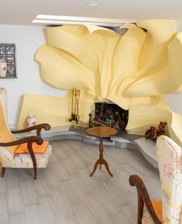 Civitavecchia Apartment | Modern Apartment in Civitavecchia with Terrace, 75 m²