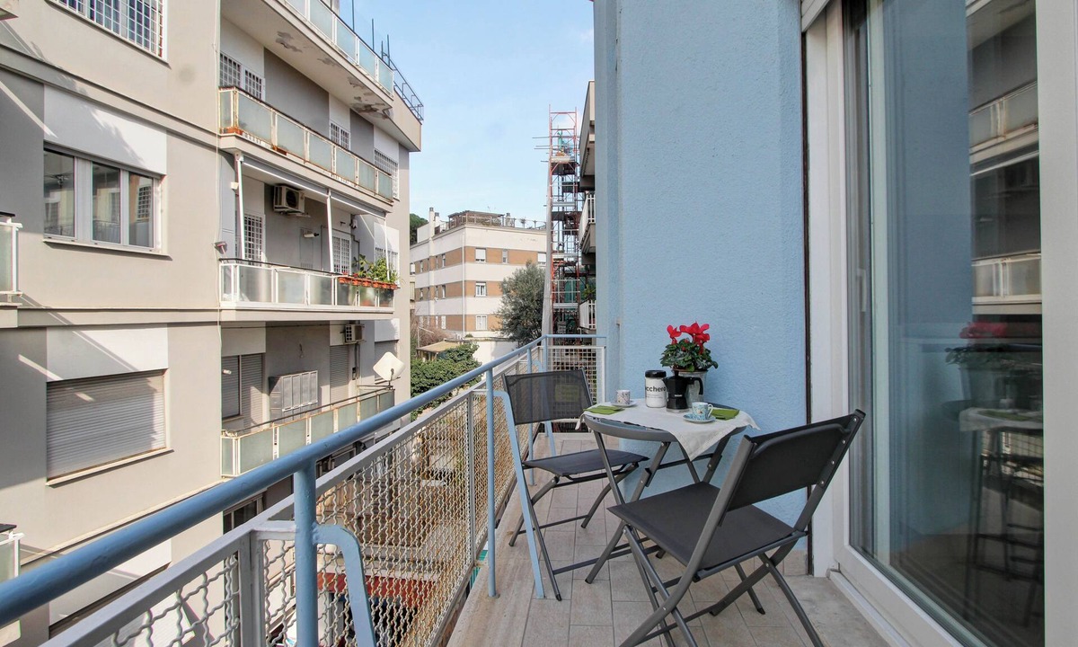 Gianicolo Apartment | Modern House near Trastevere