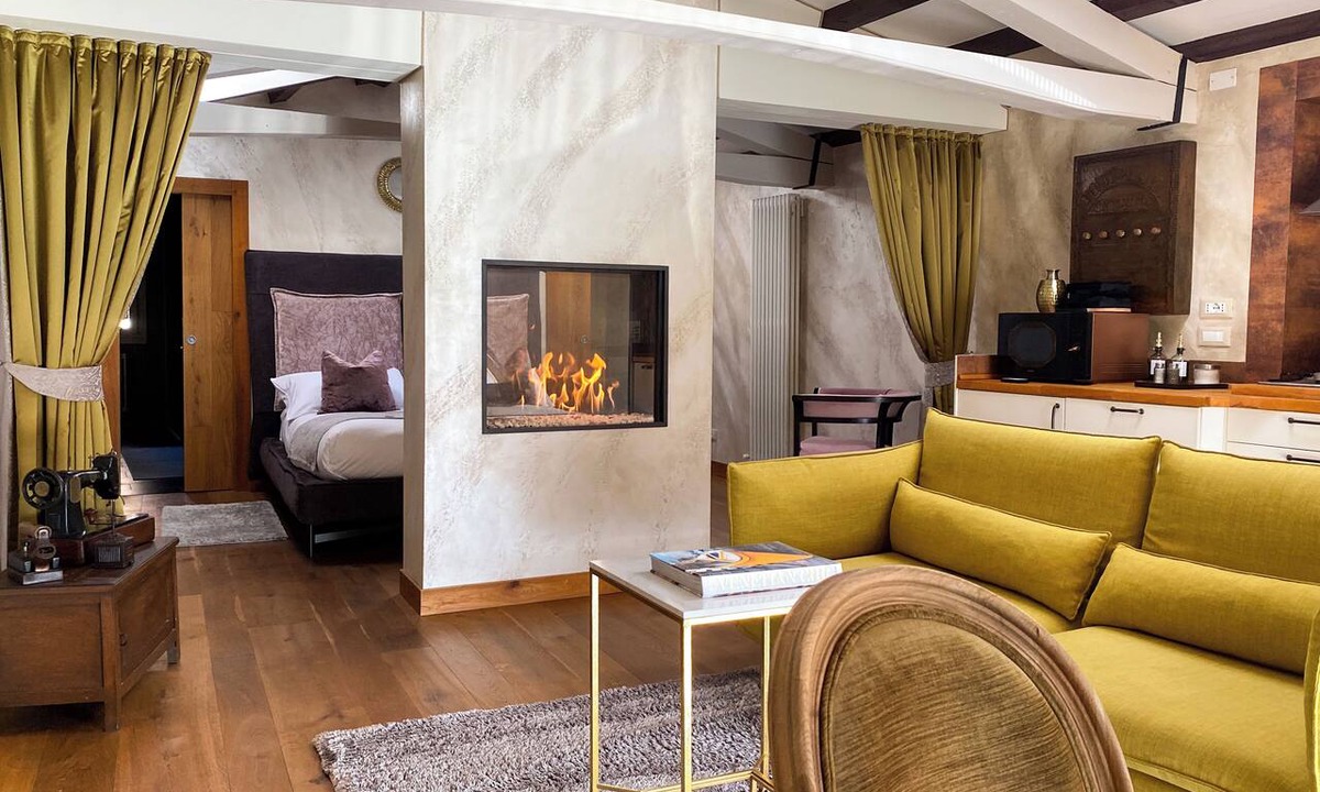 Longa Apartment | MURANO Suites | RUBINO