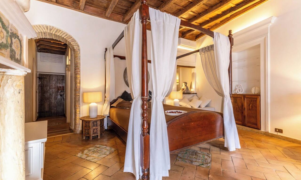 Rione V Ponte Apartment | NAVONA HISTORIC LOVELY FLAT