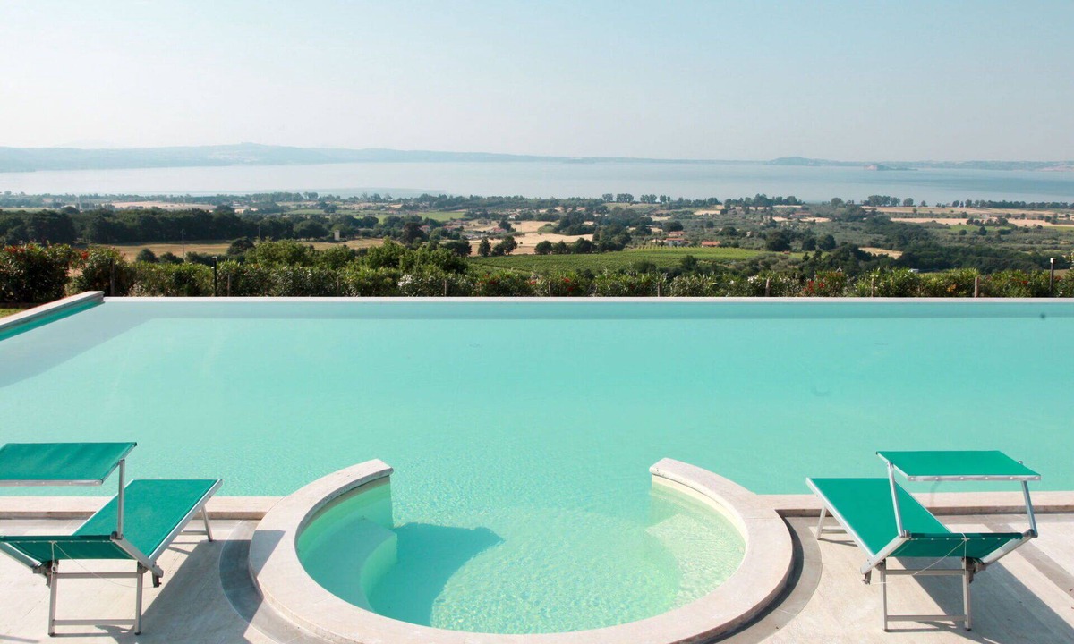 San Lorenzo Nuovo Apartment | Nice apartment for 4 people with A/C, pool, WIFI, TV and patio