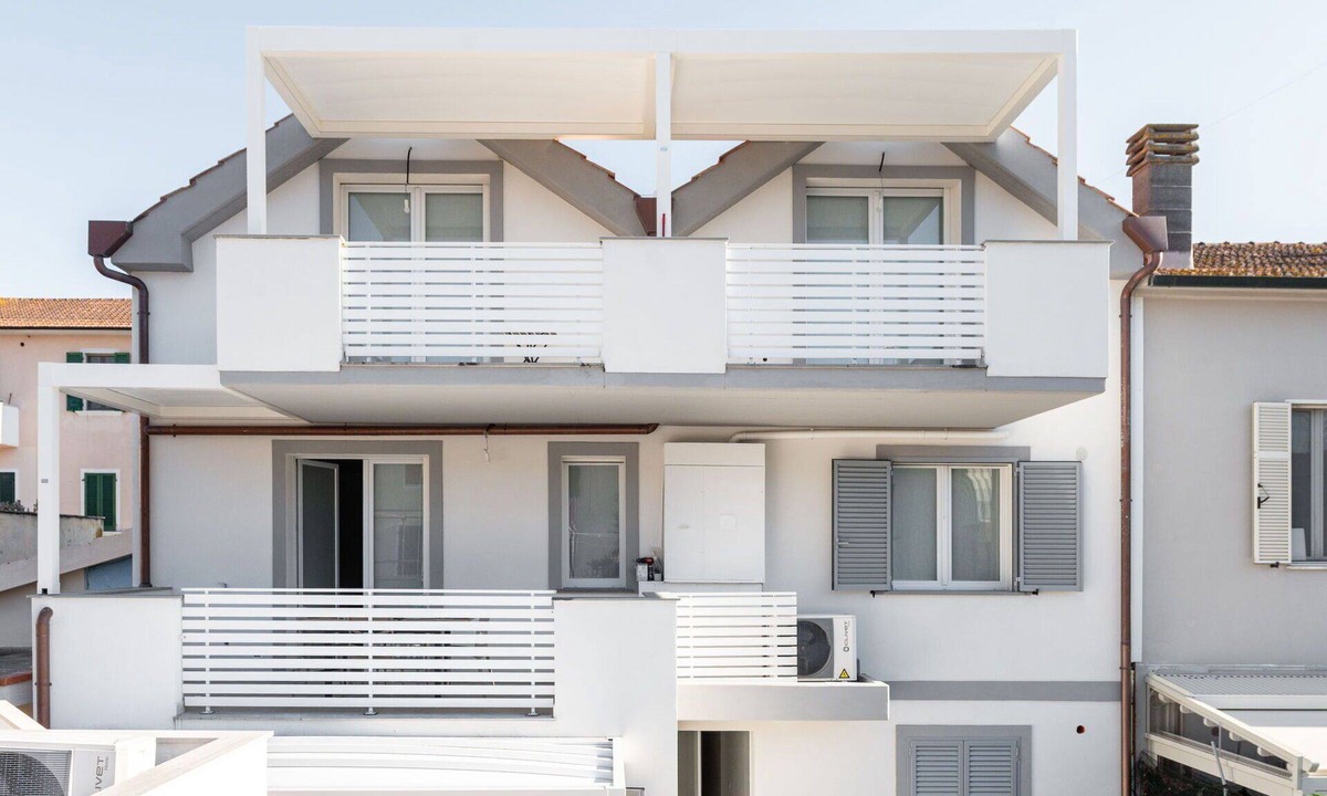 Follonica Apartment | Nice apartment for 6 guests with A/C, WIFI, TV, terrace and pets allowed