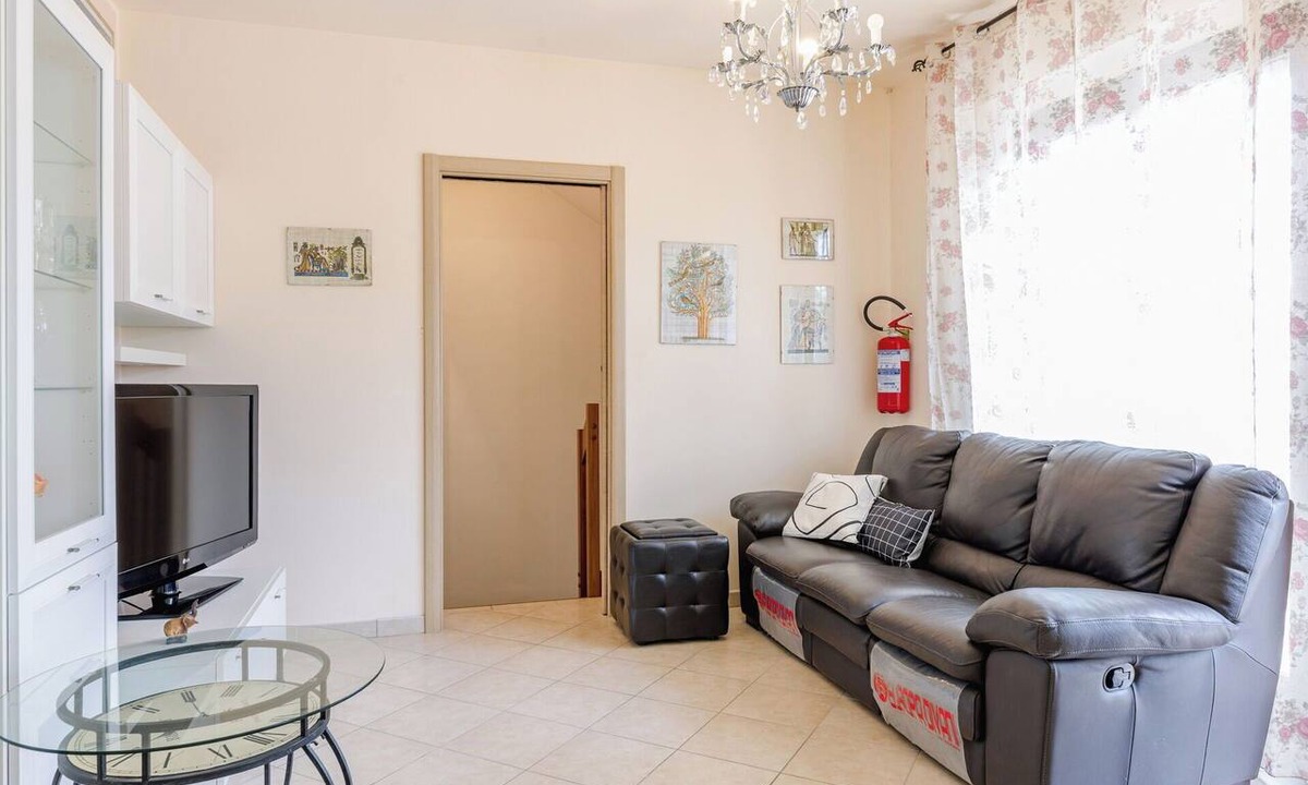 Villa Musone Apartment | Nice apartment for 6 people with WIFI, terrace and panoramic view, close to Porto Recanati