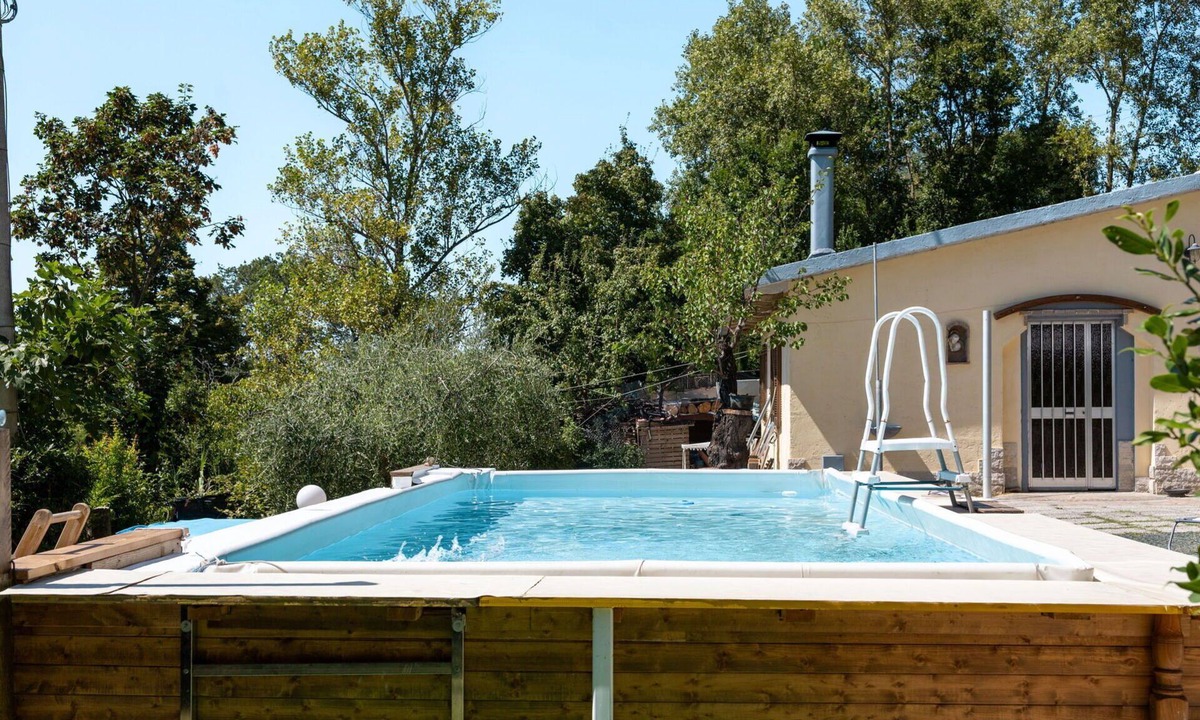 Monte Fabbri House | Nice apartment in villa with WIFI, pool, TV, pets allowed and panoramic view, close to Urbino