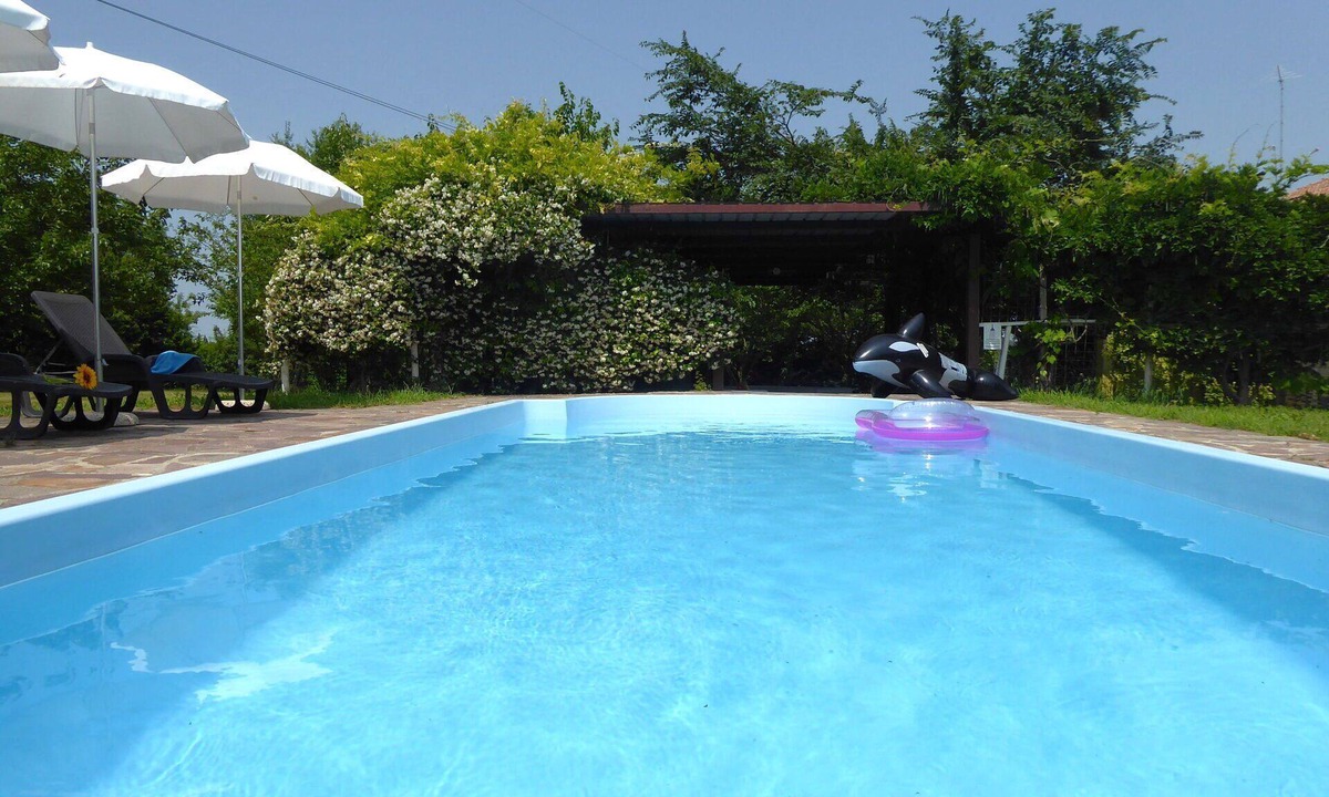 Silea House | Nice apartment in villa for 10 people with A/C, WIFI, pool, terrace and pets allowed