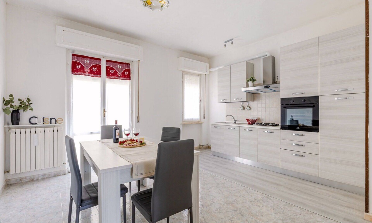 Loreto Apartment | Nice apartment with A/C, WIFI, TV, terrace and panoramic view, close to Porto Recanati
