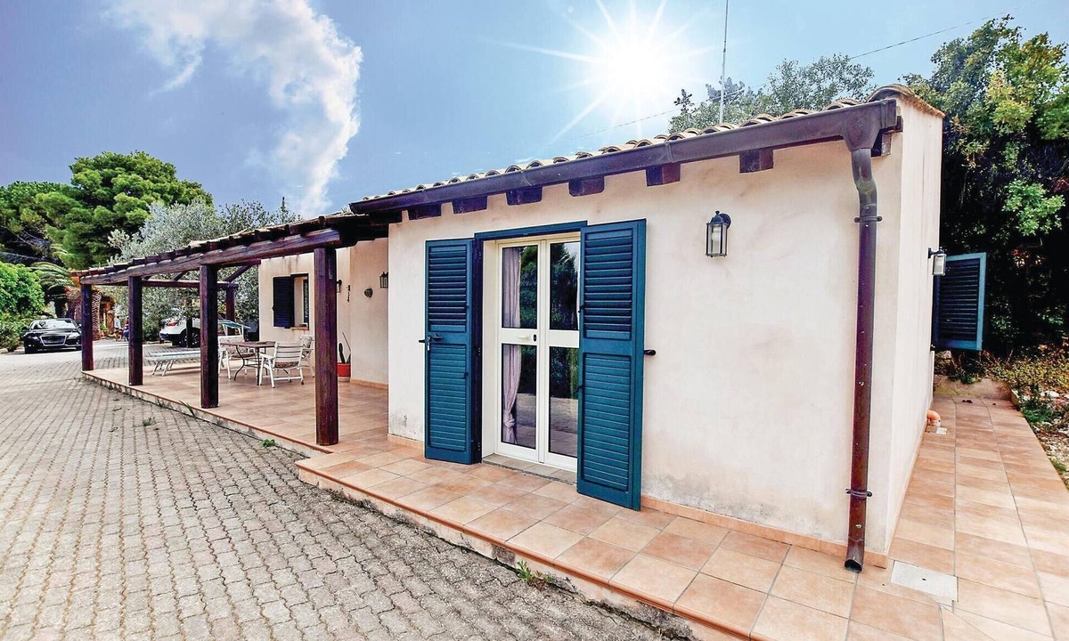 Licata House | Nice home in Licata AG with WiFi