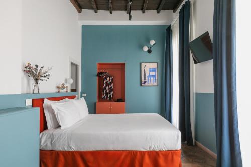 Rione VI Parione House | Off