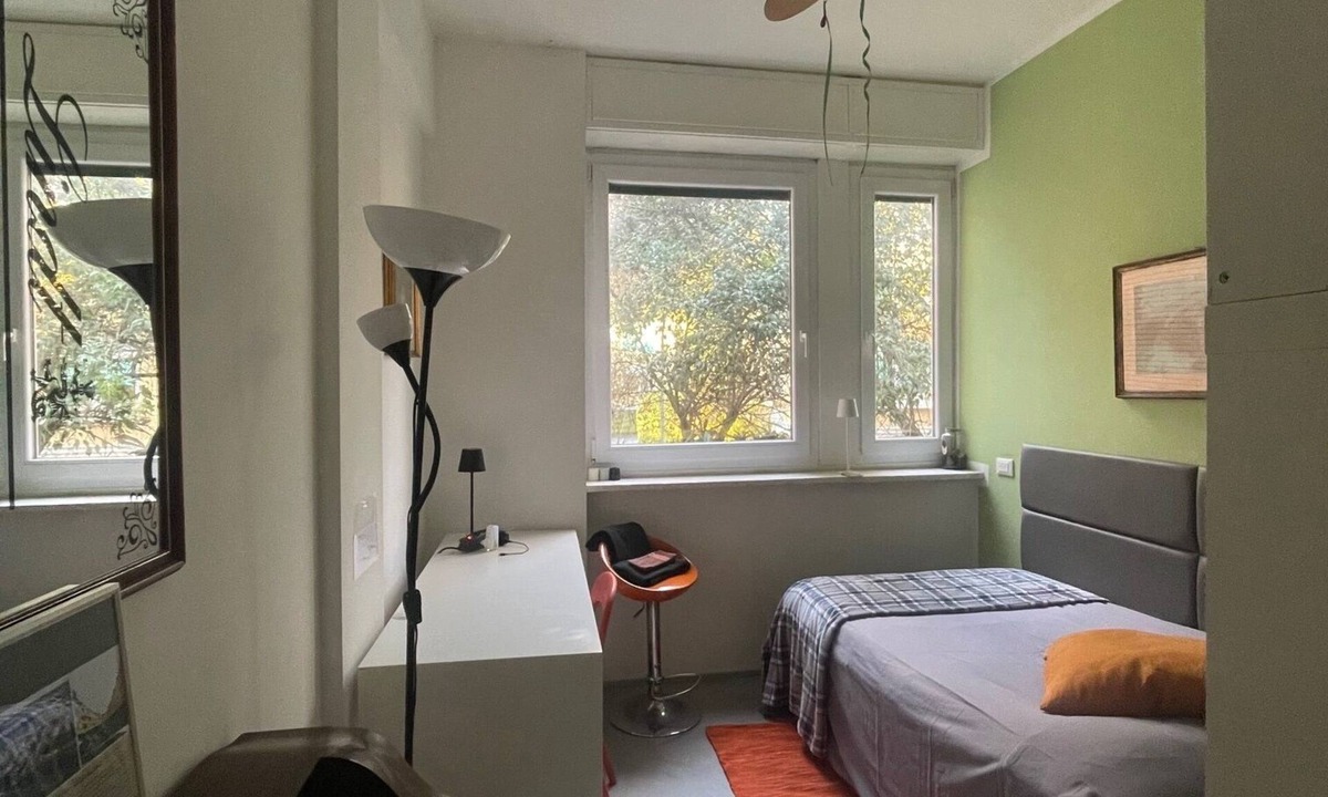 Parioli Apartment | Olimpic Sunny room