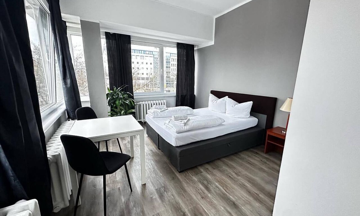 Marzahn Hotel | Ootel.com
