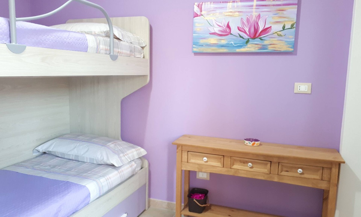 Vignacastrisi House | Overseas - LILAC ROOM
