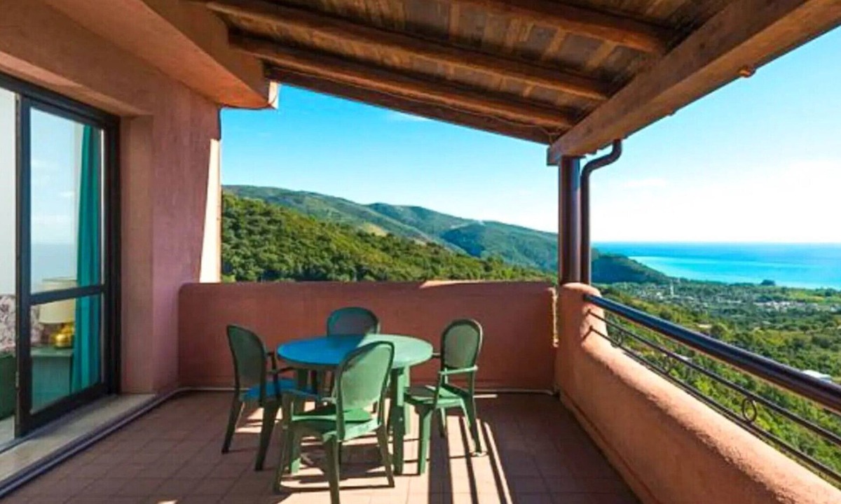 Palinuro Apartment | P.R. Club – Two-Room Apartment Faro 21 with Sea View, Private Terrace and Air Conditioning