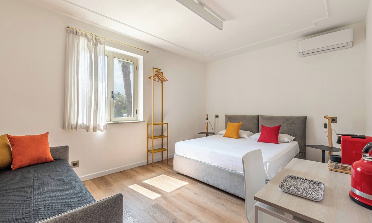 Palermo Apartment | Palazzo Ferrara Rooms by Wonderful Italy