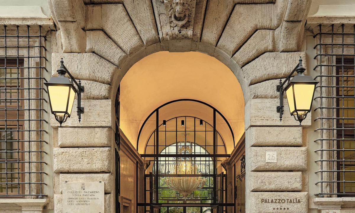 Rione III Colonna Hotel | Palazzo Talìa - Small Luxury Hotels of the World