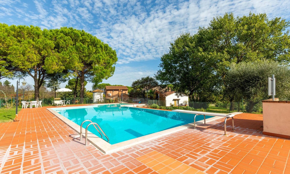 Castiglione del Lago Apartment | Pet friendly apartment