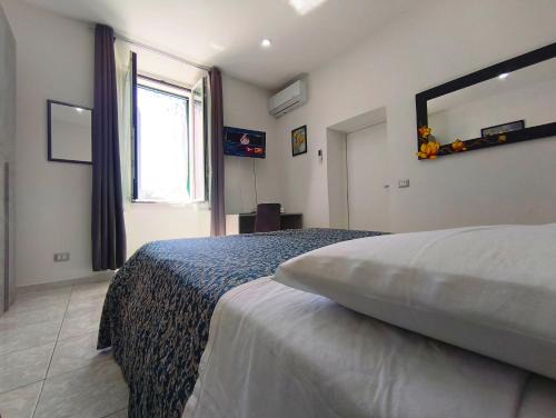 Civitavecchia Apartment | Petit Bijou