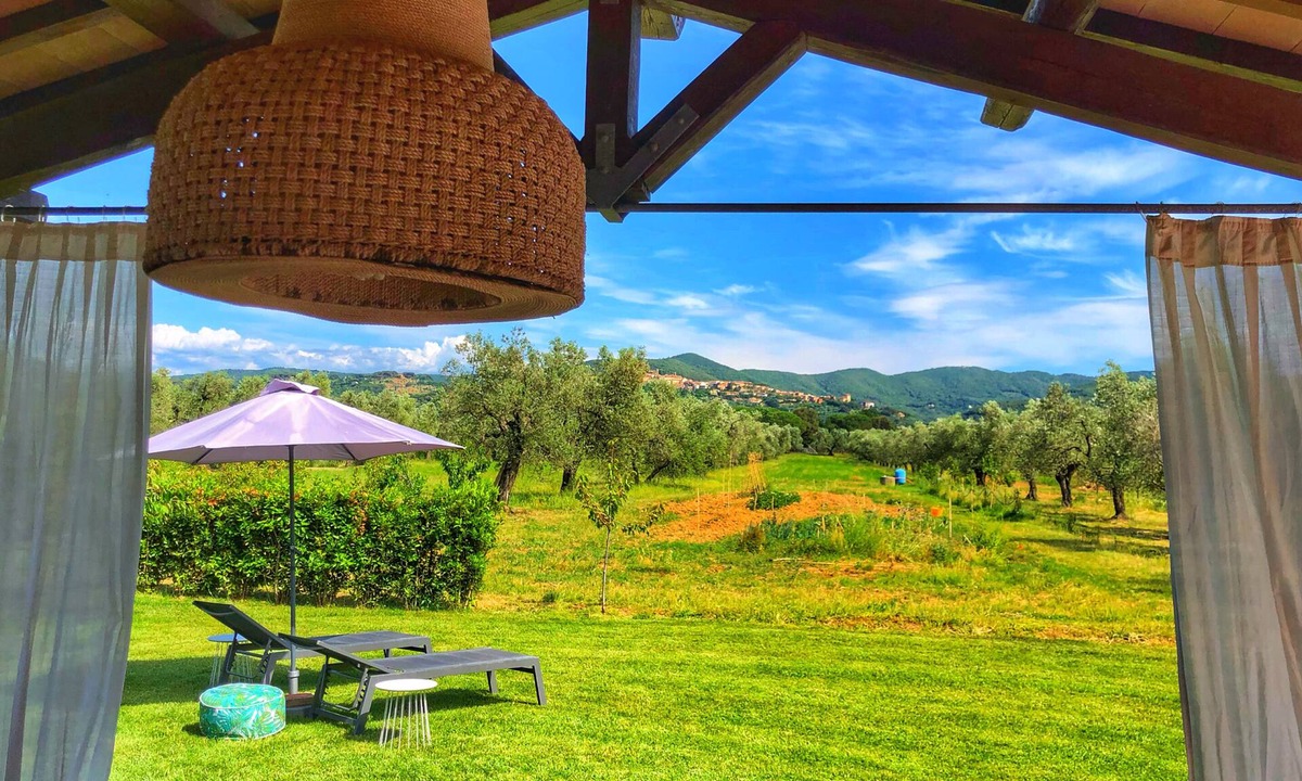 Donoratico House | Podere L "Uliveta IL Salice beautiful country cottage.