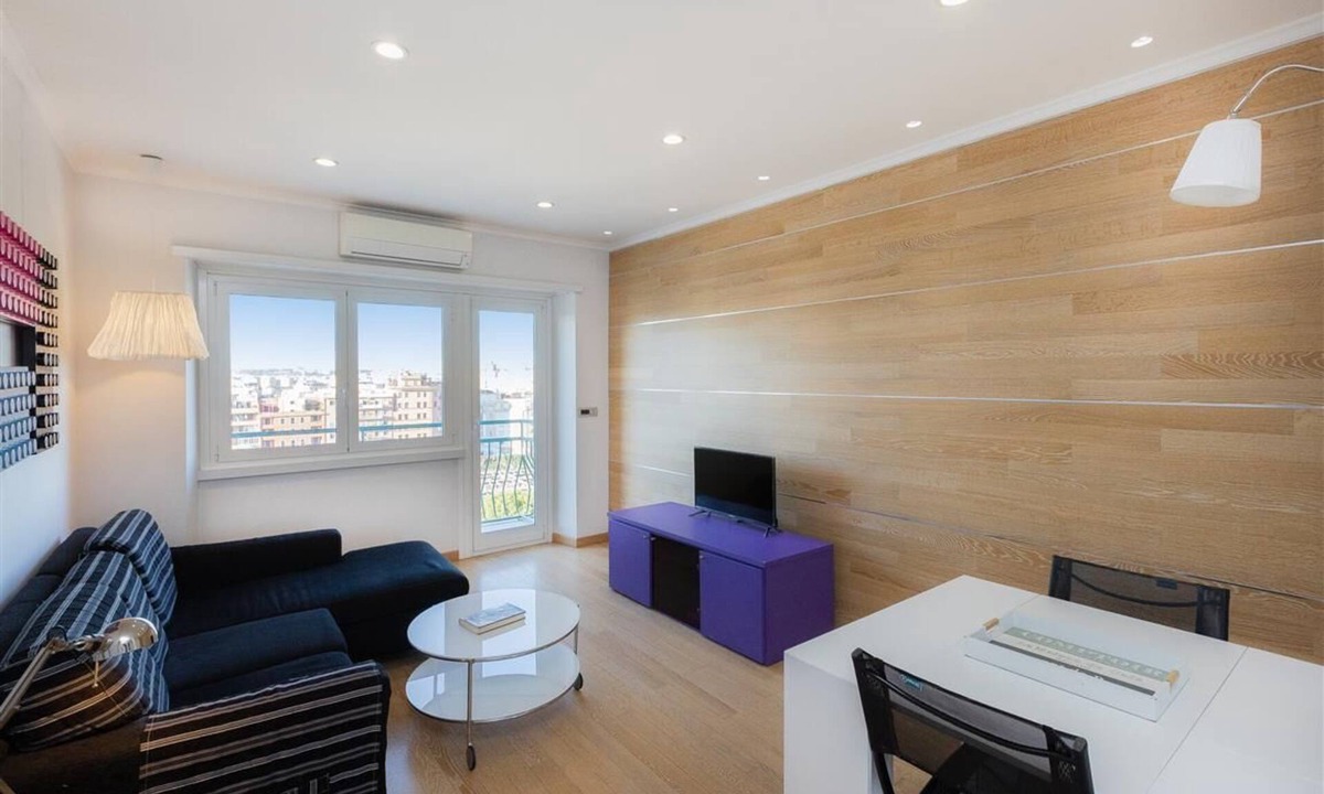 Aventine Apartment | Pyramid View apartment