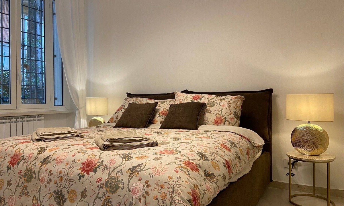 Parioli Apartment | Quiet Garden Apartment in Parioli