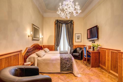 Rome City Centre House | Relais Conte Di Cavour De Luxe