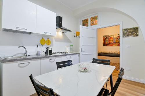 Campobasso Apartment | Residenza La Donzella - Appartamento bianco